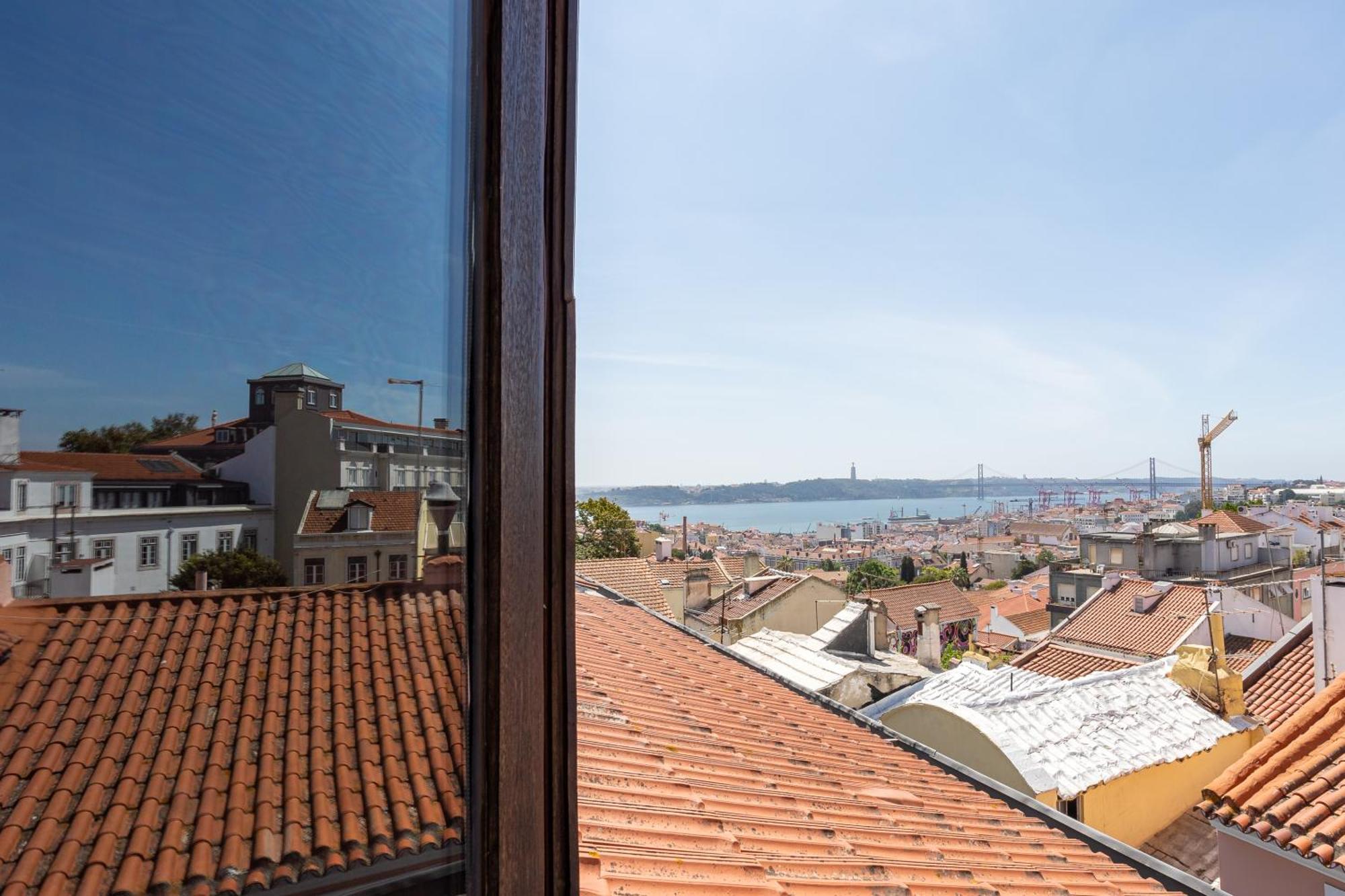 Amazing Tailor Made Penthouse With A View Apartman Lisboa Kültér fotó